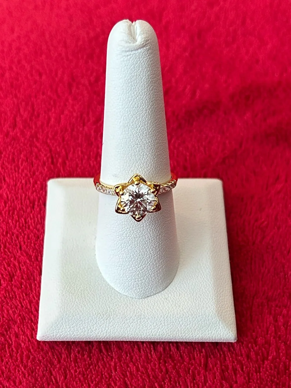 NEW! Size 8.5 Gold Diamond Ring